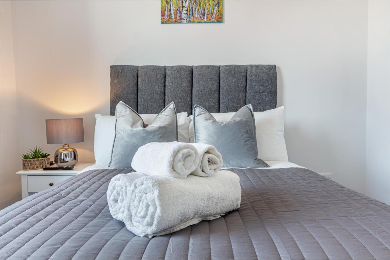 Host & Stay - The Bull Inn, 3 Double Rooms Fernhill Heath Exteriör bild