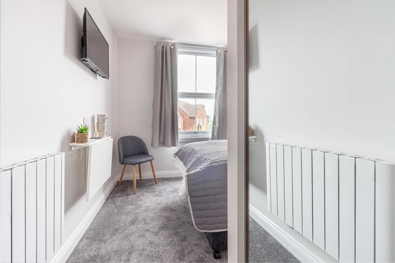 Host & Stay - The Bull Inn, 3 Double Rooms Fernhill Heath Exteriör bild